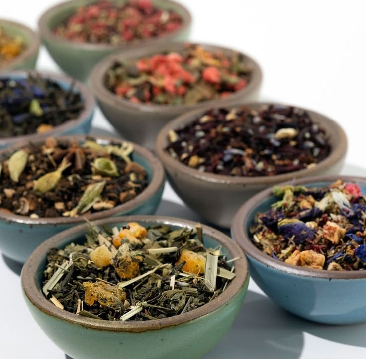 A variety of tea blends